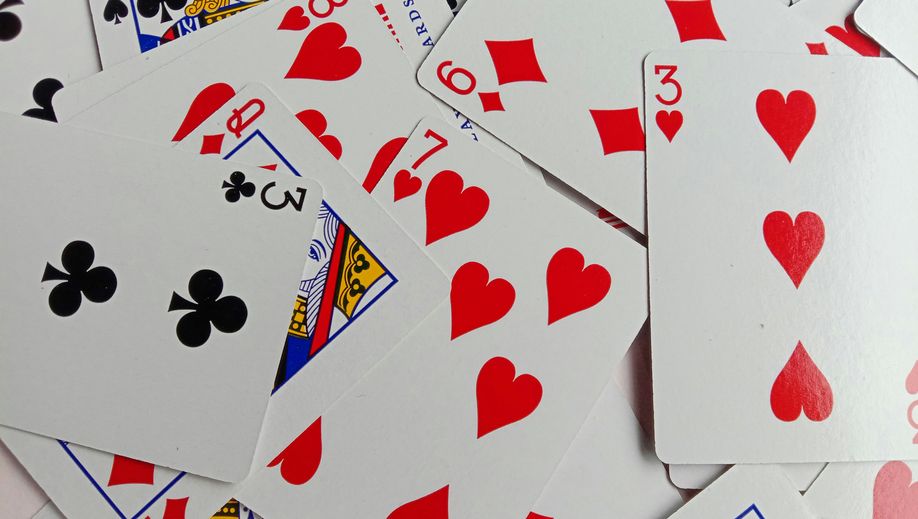 Cómo Ganan Dinero los Casinos en Línea